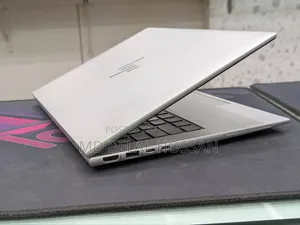 Laptop HP EliteBook 840 G9 16GB Intel Core i5 SSD 256GB