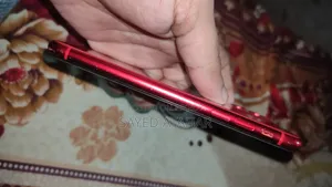 Apple iPhone 11 128 GB Red