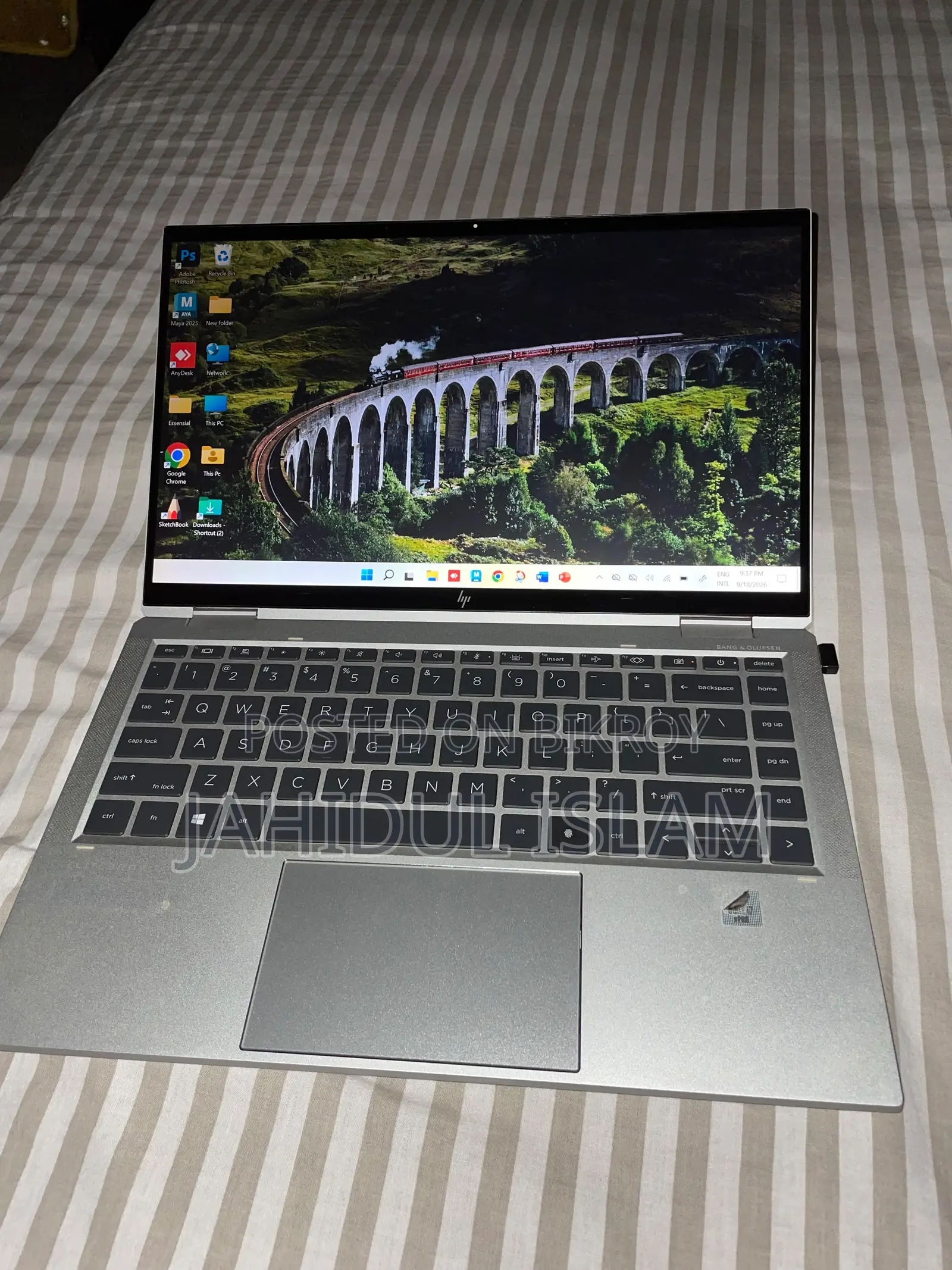 New Laptop HP EliteBook x360 1040 G7 16GB Intel Core i7 HDD 256GB