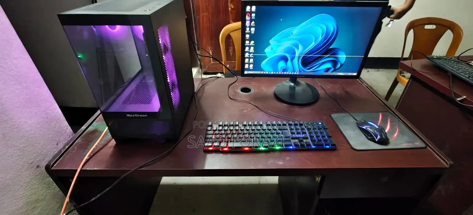 Desktop Computer MSI model 8GB AMD Ryzen 5 SSD 256GB