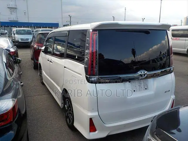 Toyota Noah 2020 Pearl