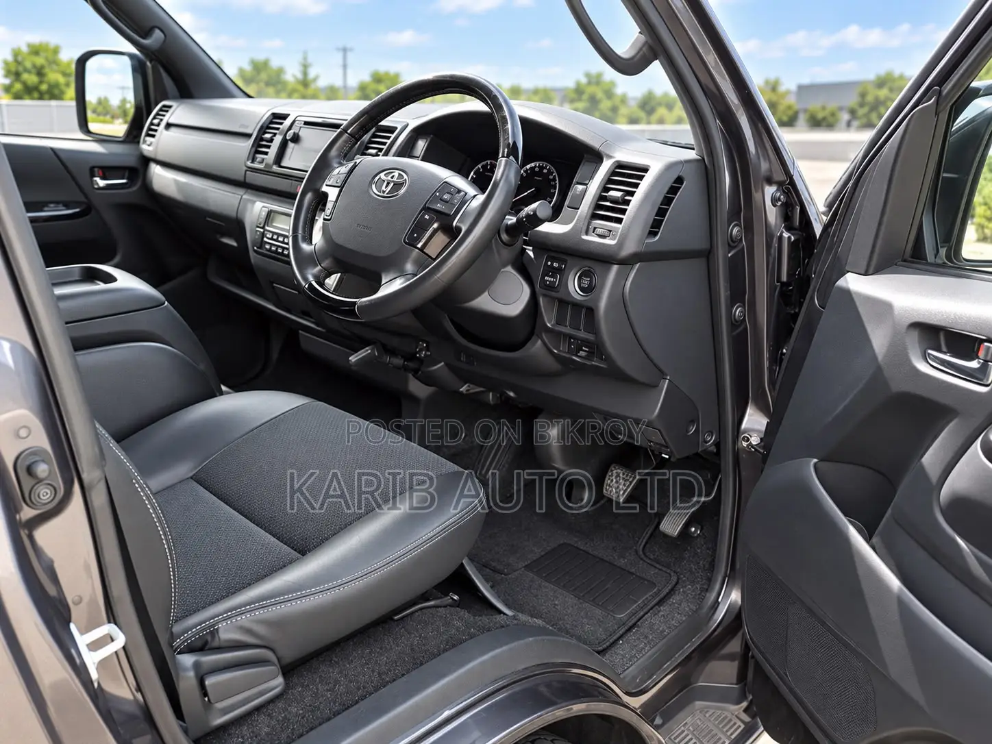Toyota HiAce 2020 Grey
