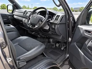 Toyota HiAce 2020 Grey