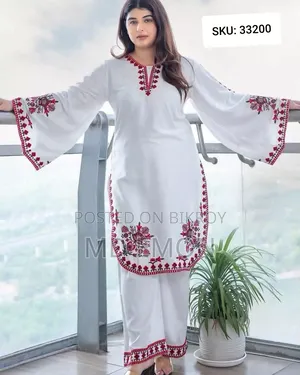 ই এম ইউনিক ফ্যাশন