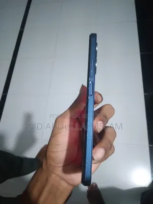 অপো এ১৭ ৬৪ জিবি নীল
