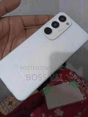 Tecno Spark 40 Pro+ ২৫৬ জিবি সাদা