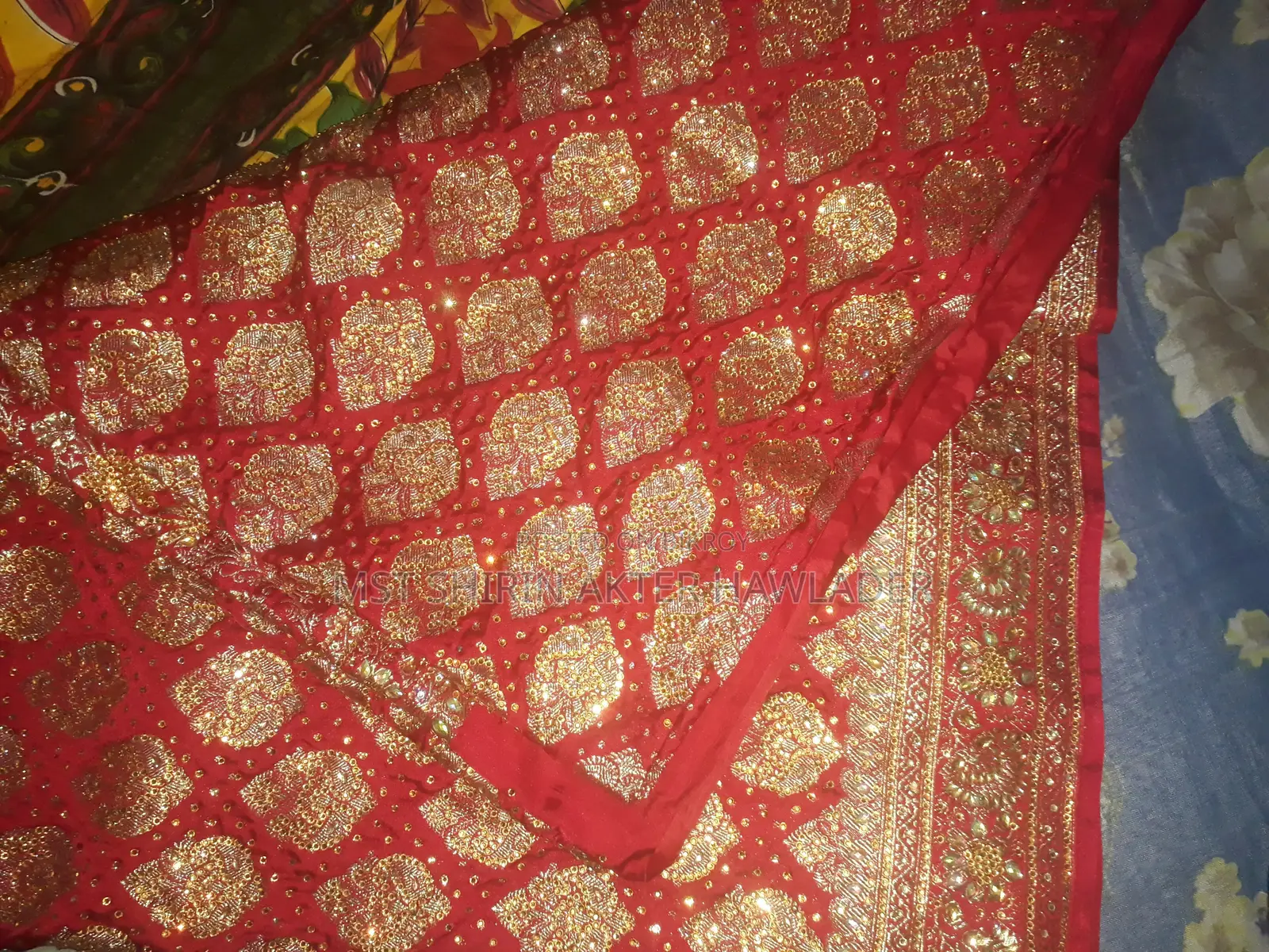 ১ বার পড়া লাল বেনারসি শাড়ি