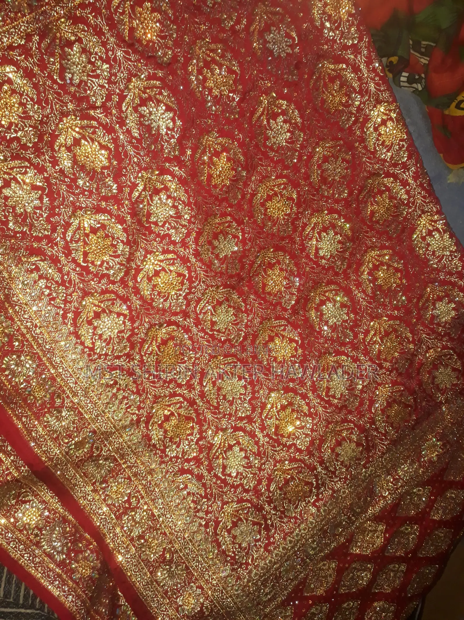 ১ বার পড়া লাল বেনারসি শাড়ি