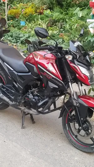 Honda X-Blade 160 2020 Red