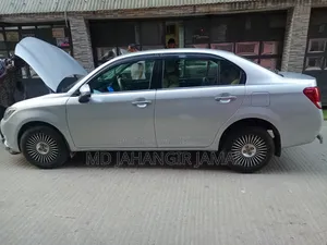 Toyota Axio 2012 Silver
