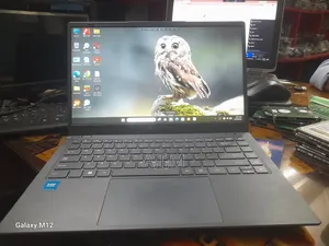 Laptop 12GB Intel SSD 256GB
