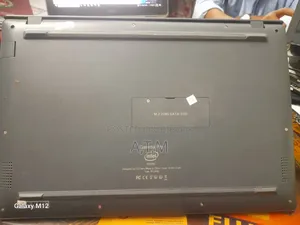 Laptop 12GB Intel SSD 256GB