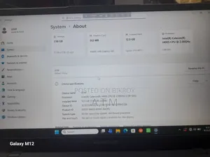 Laptop 12GB Intel SSD 256GB