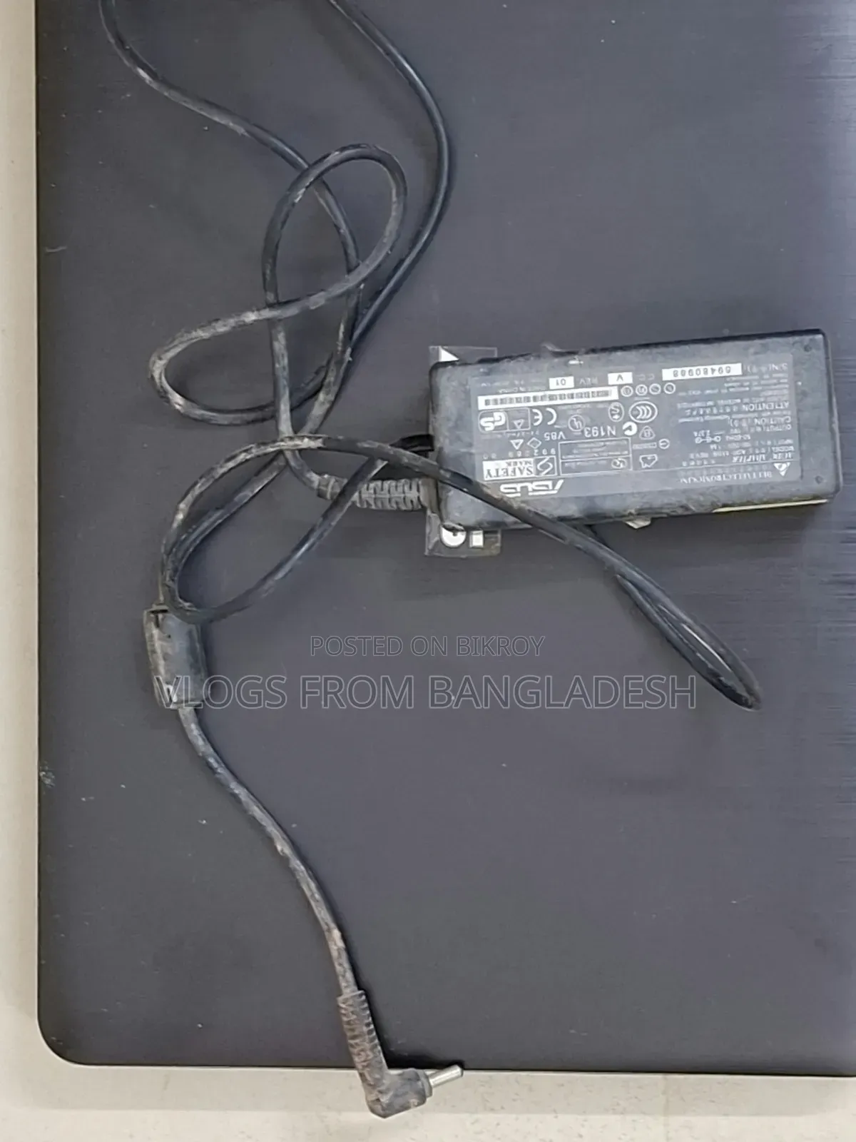ল্যাপটপ আসুস ১৬জিবি ইন্টেল কোর আই৩ এইচডিডি ১২৮জিবি