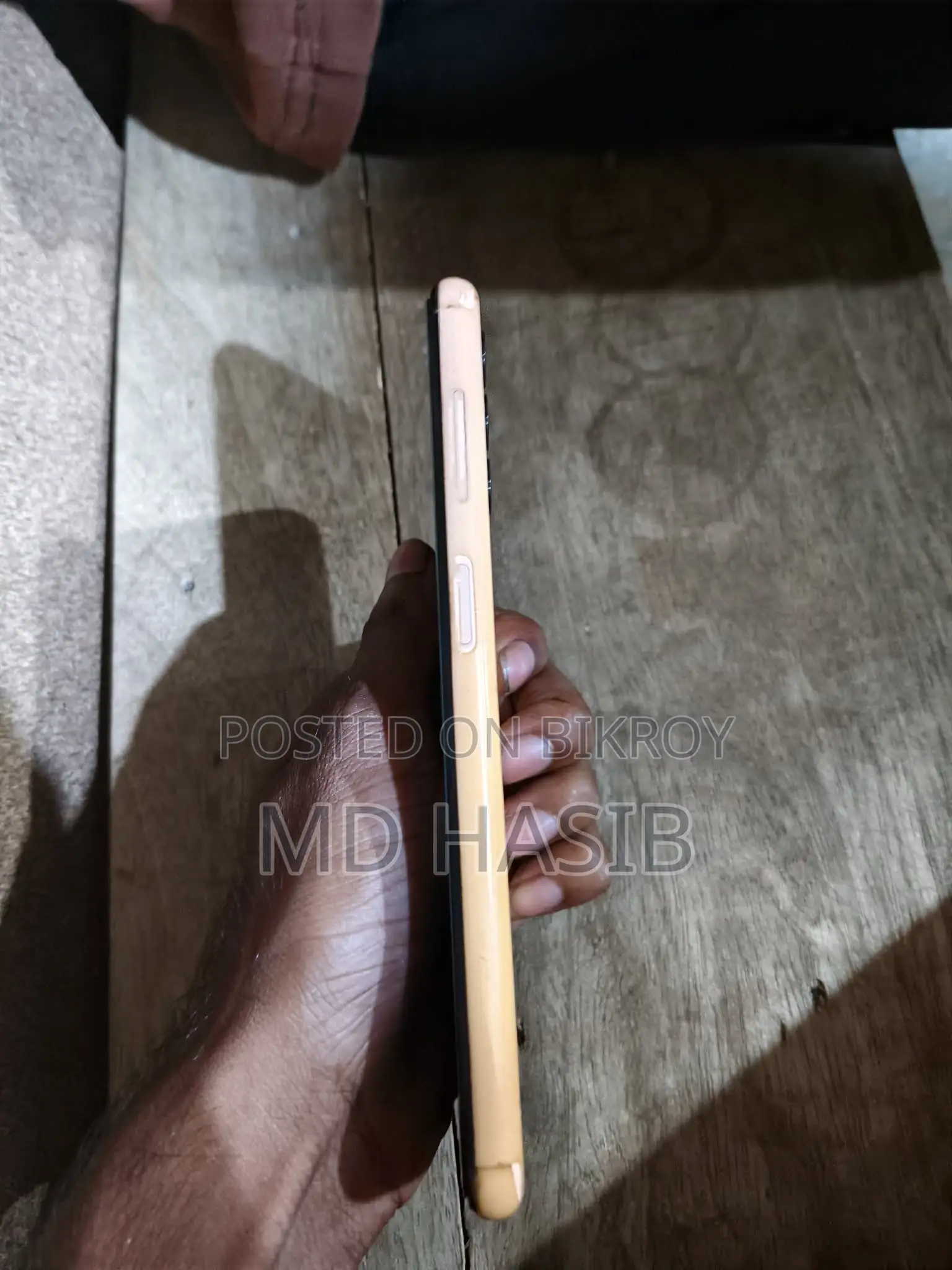 স্যামসাং গ্যালাক্সি এ১৩ ৬৪ জিবি হলুদ