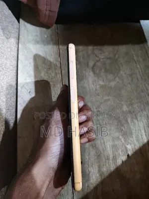 স্যামসাং গ্যালাক্সি এ১৩ ৬৪ জিবি হলুদ
