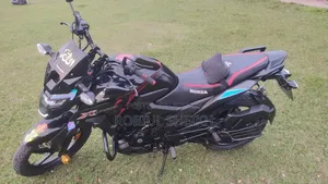 হোন্ডা এক্স-ব্লেড ১৬০ ২০২৪ কালো