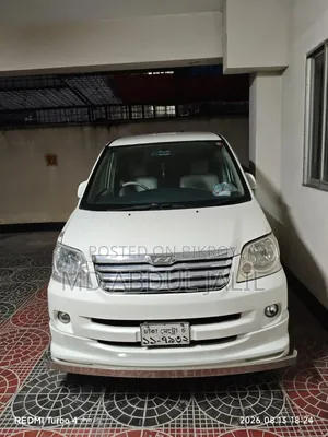 Toyota Noah 2007 Pearl