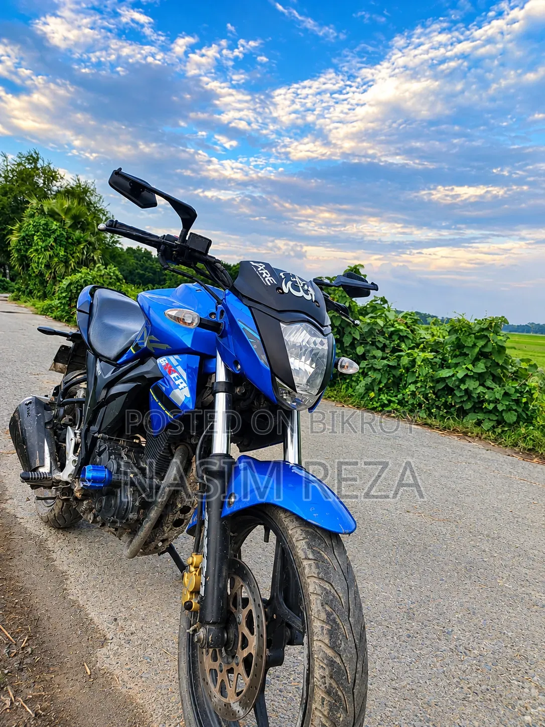 সুজুকি জিক্সার ২০১৯ নীল