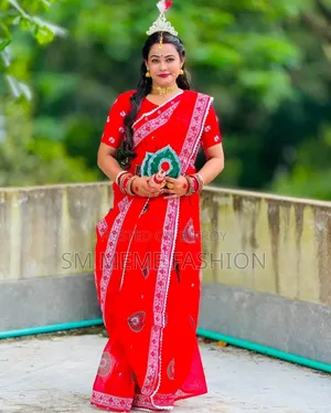 হাইব্রিড সিল্ক শাড়ি উইথ ব্লাউজ পিস