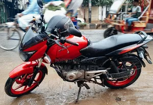 Bajaj Pulsar 150 2014 Red