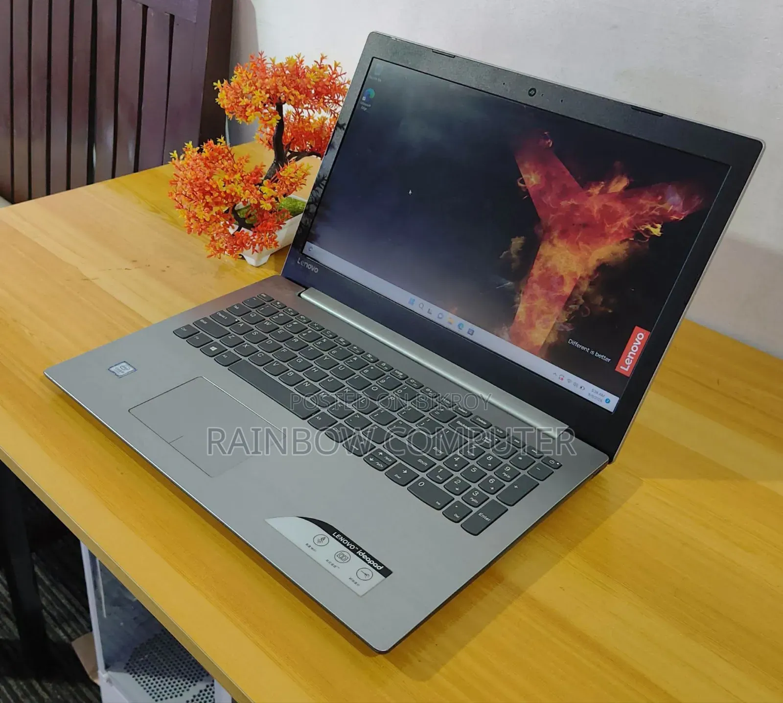 Laptop Lenovo IdeaPad 320 4GB Intel Core i3 SSD 128GB