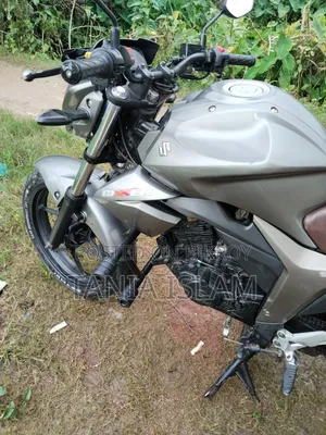 Suzuki Gixxer 2021 Silver