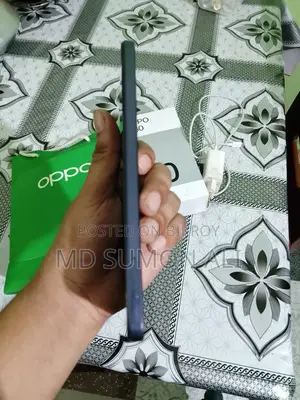 অপ্পো এ৬০ ২৫৬ জিবি কালো