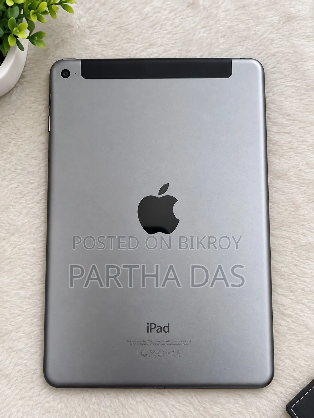 Apple iPad mini 4 128 GB Black