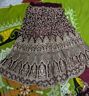 সম্পূর্ণ নতুন লেহেঙ্গা বিক্রয় করা হবে