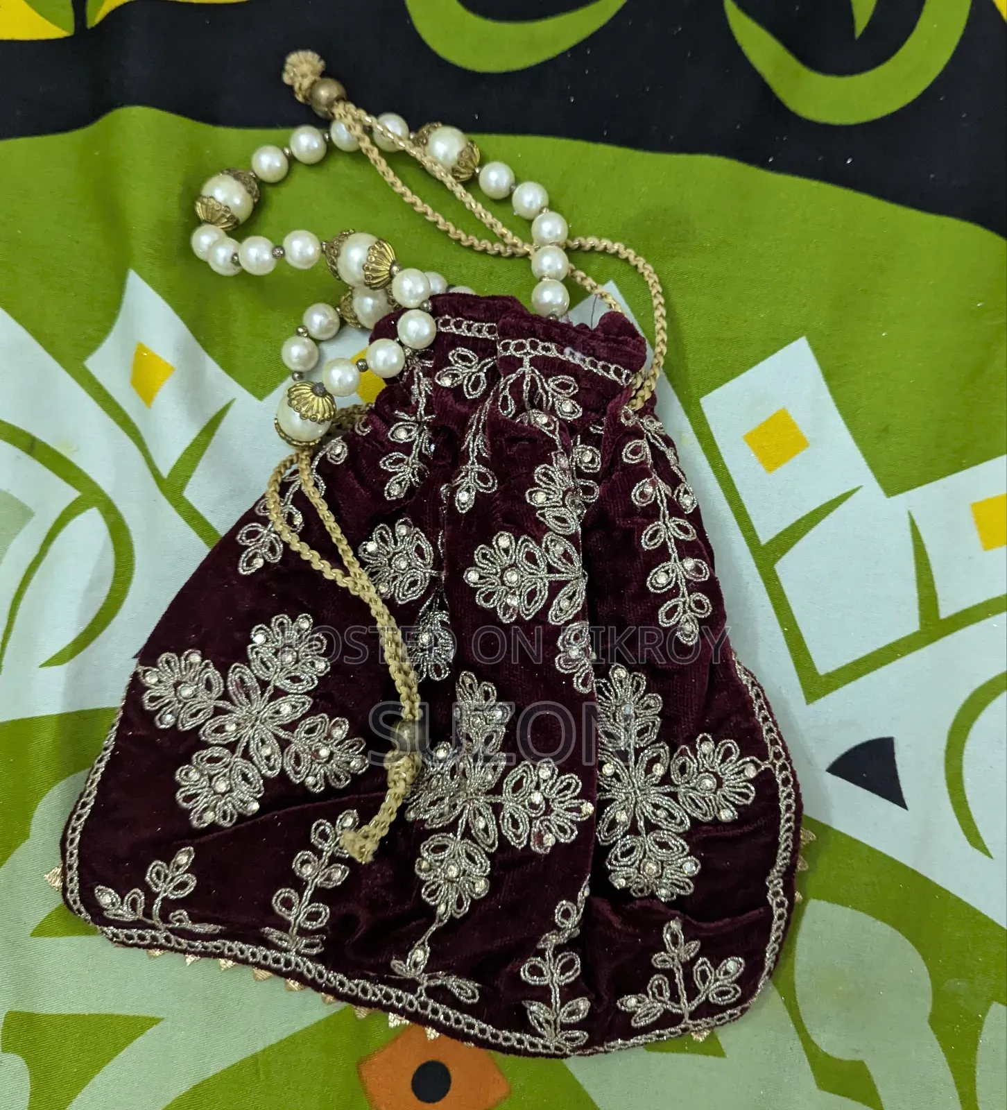 সম্পূর্ণ নতুন লেহেঙ্গা বিক্রয় করা হবে