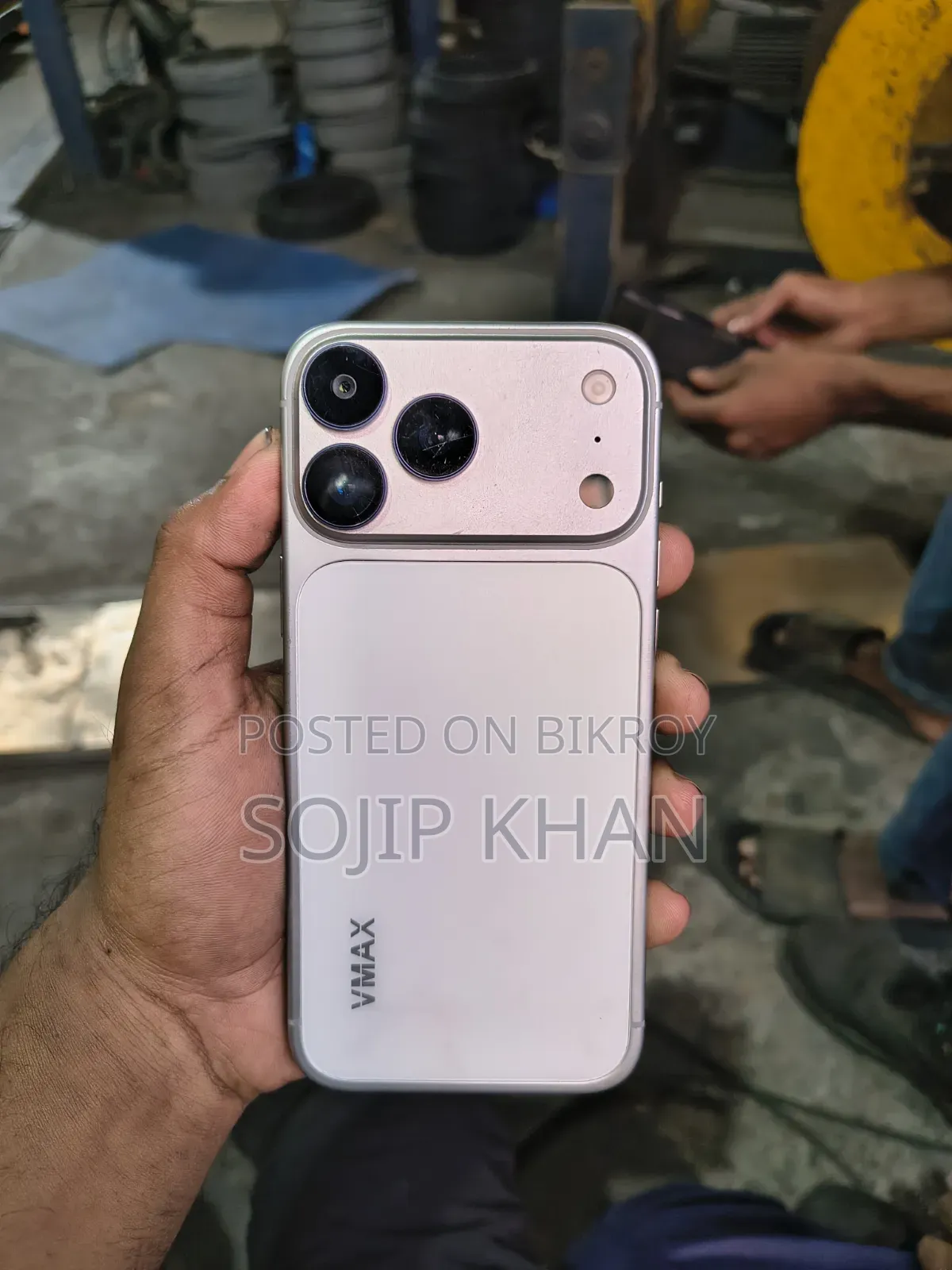 ভিম্যাক্স ভি১৭ প্রো ম্যাক্স ১২৮ জিবি সাদা
