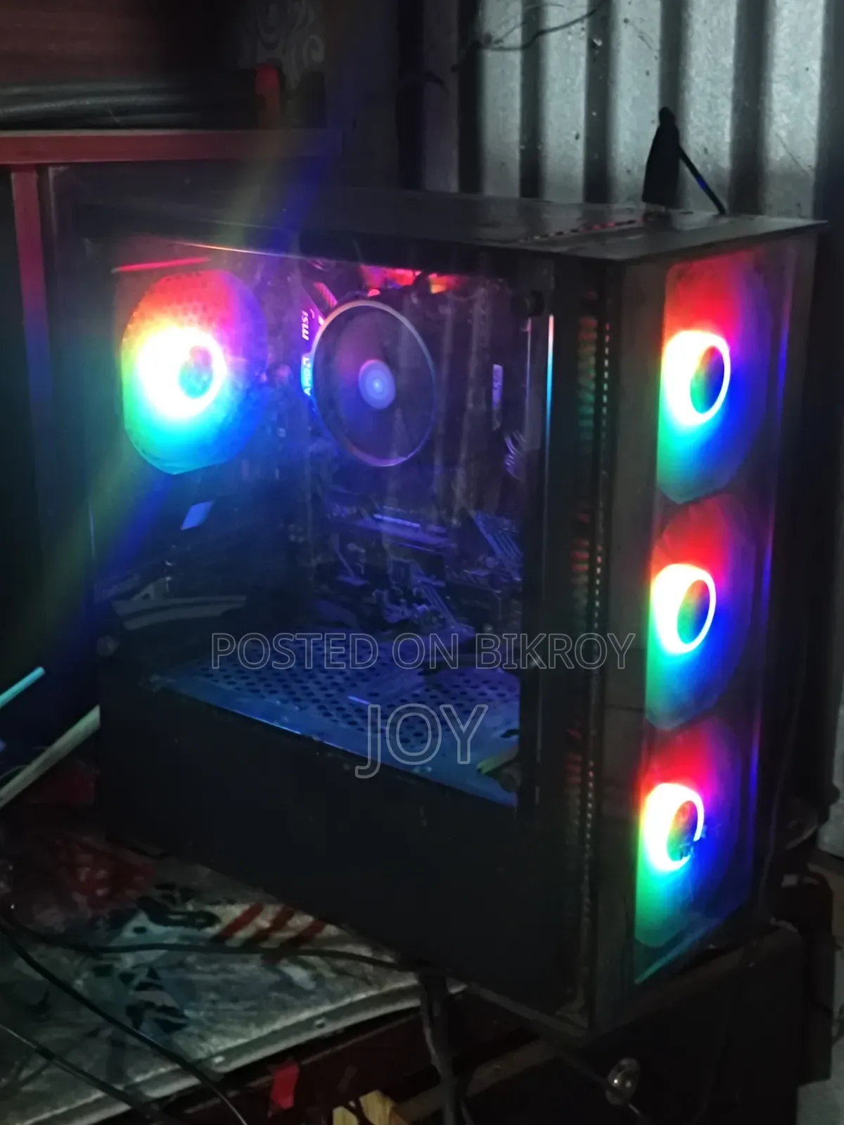 Desktop Computer MSI model 16GB AMD Ryzen 5 SSD 256GB