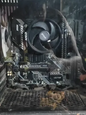 Desktop Computer MSI model 16GB AMD Ryzen 5 SSD 256GB