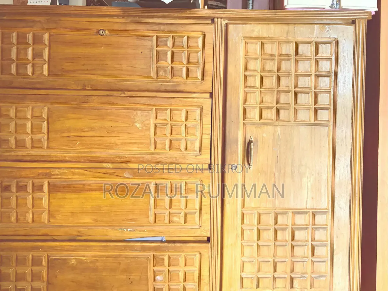 সেগুন কাঠের ওয়ারড্রোব