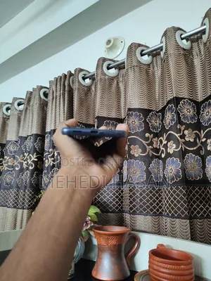 স্যামসাং গ্যালাক্সি এস২১ ৫জি ২৫৬ জিবি কালো