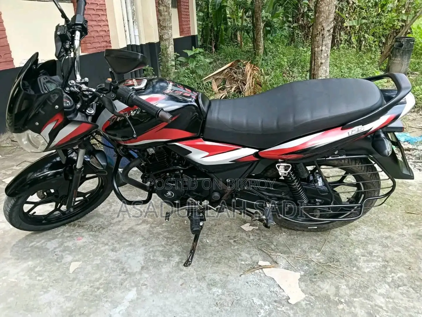 Bajaj Discover 125 2023 Black