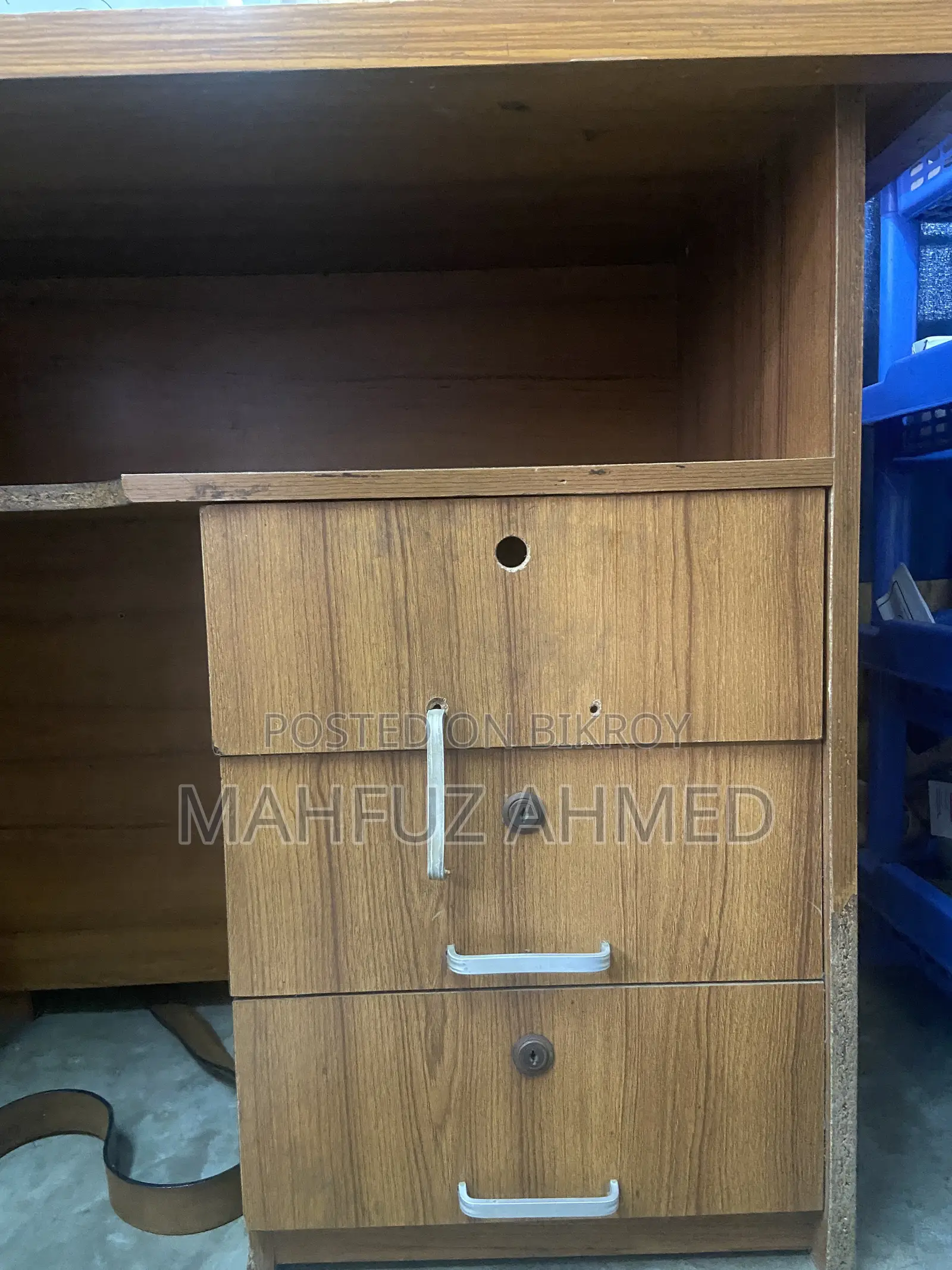 Reading Table