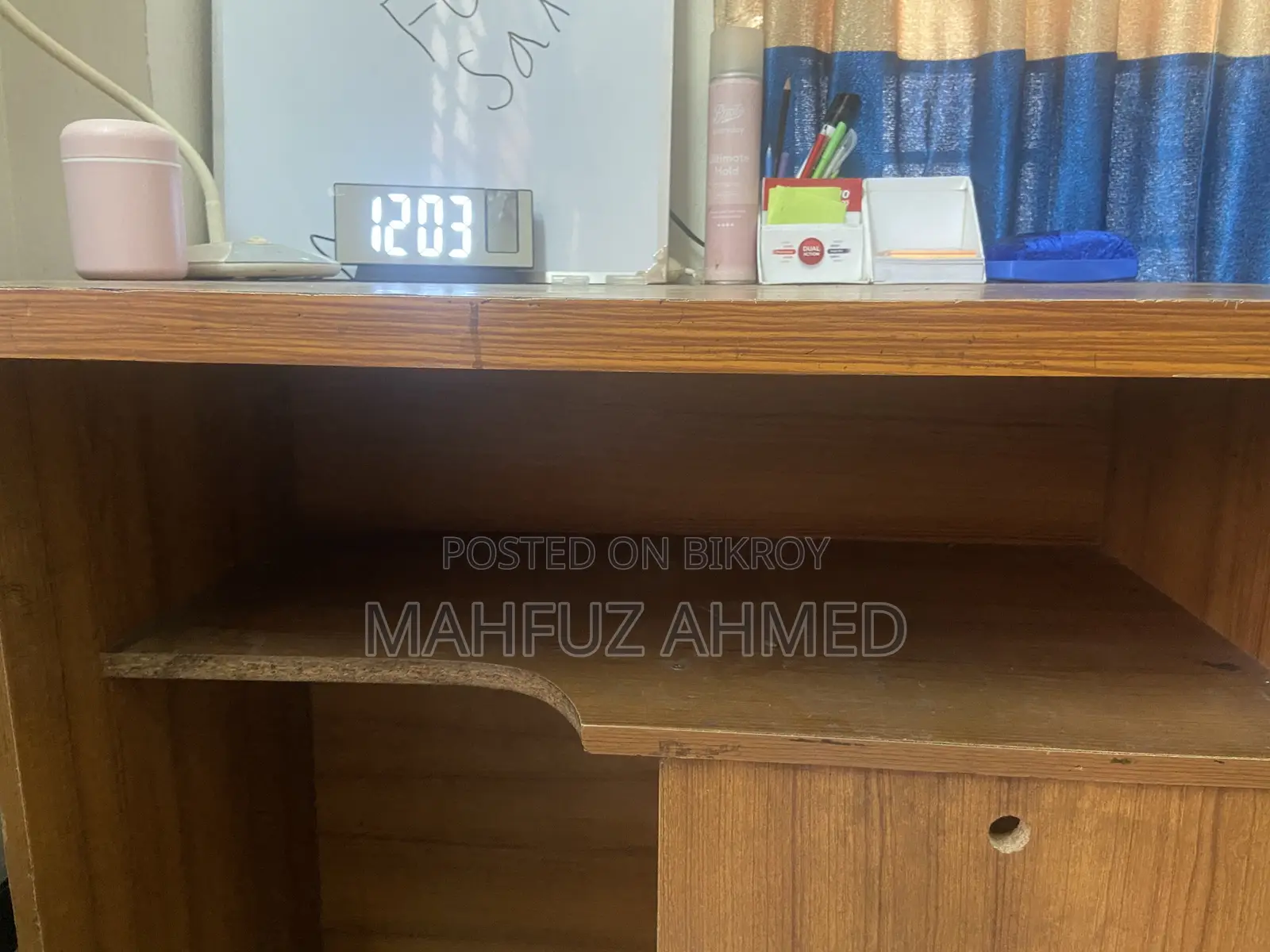Reading Table
