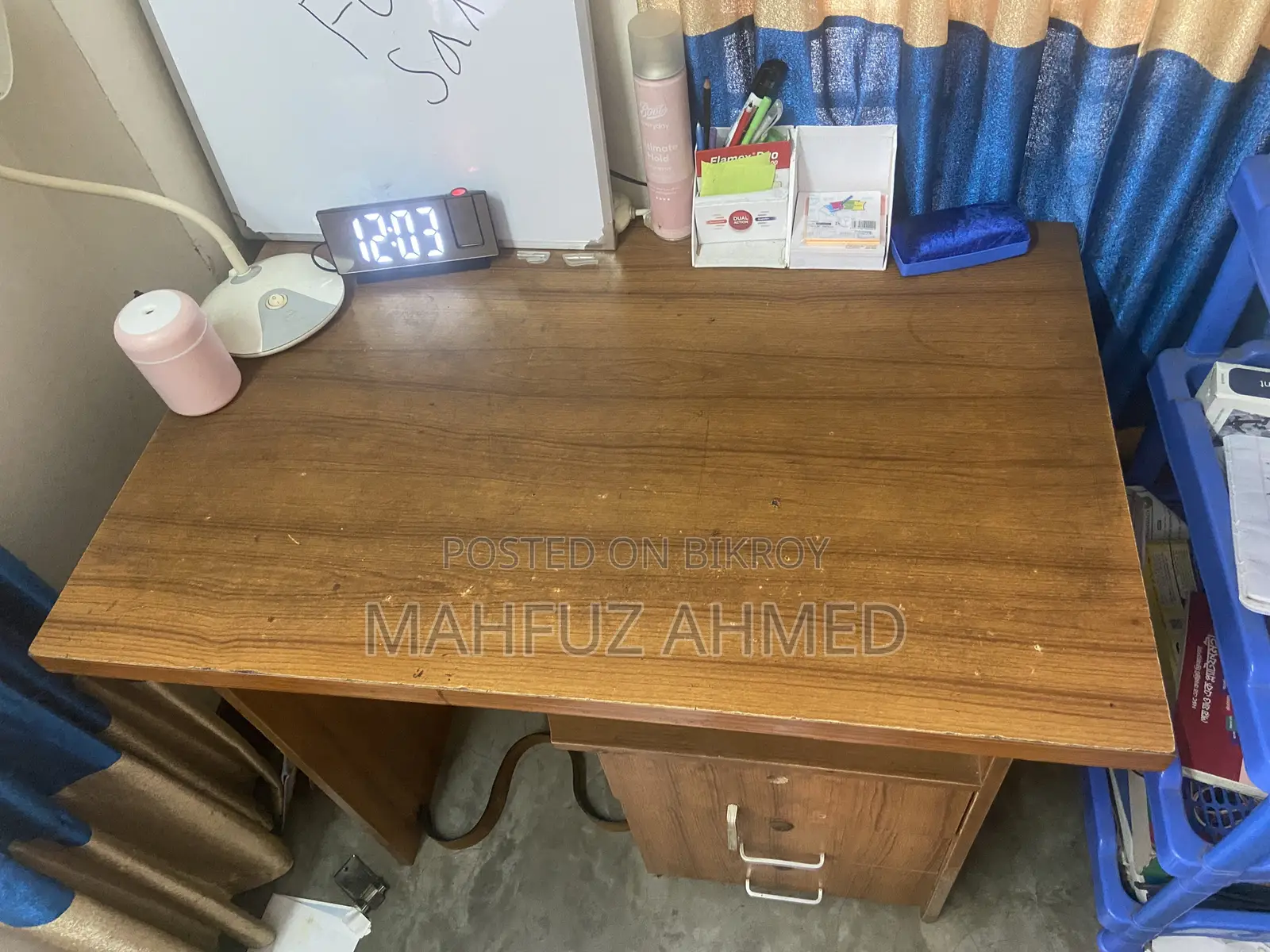 Reading Table