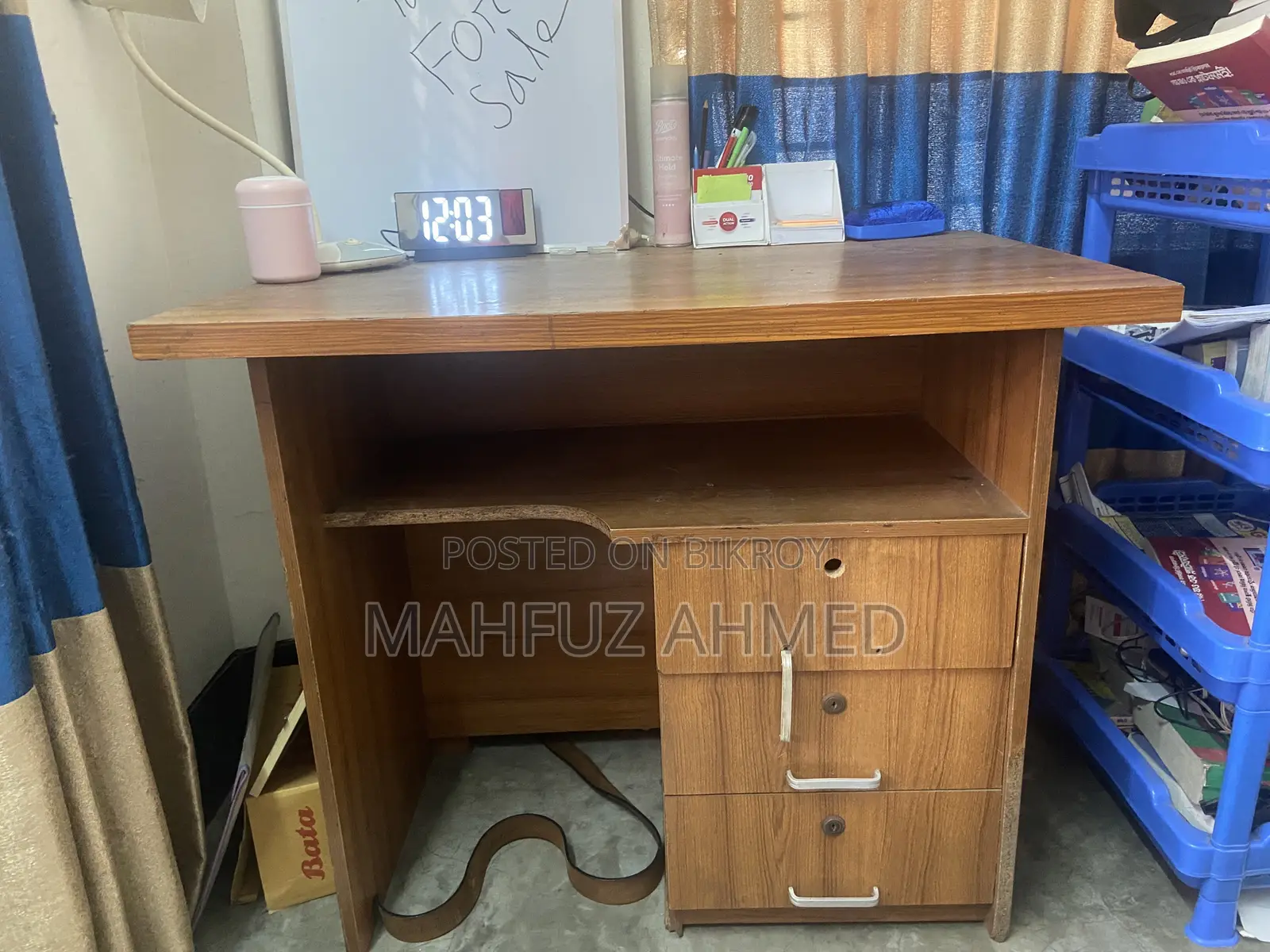 Reading Table