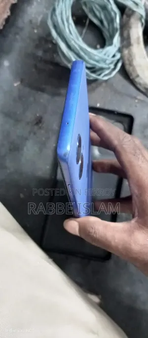 মোটরসোলা মোটো জি৮৫ ১২৮ জিবি ব্লু