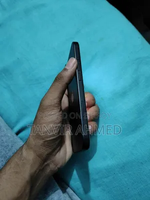 Apple iPhone 16 256 GB Black