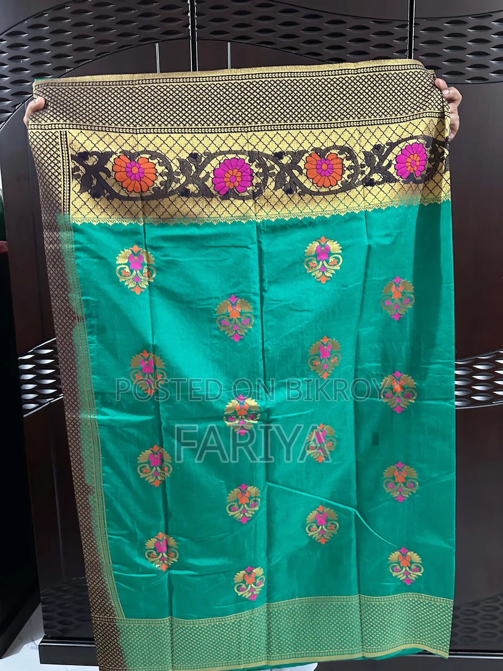 Saree With Blouse Piece