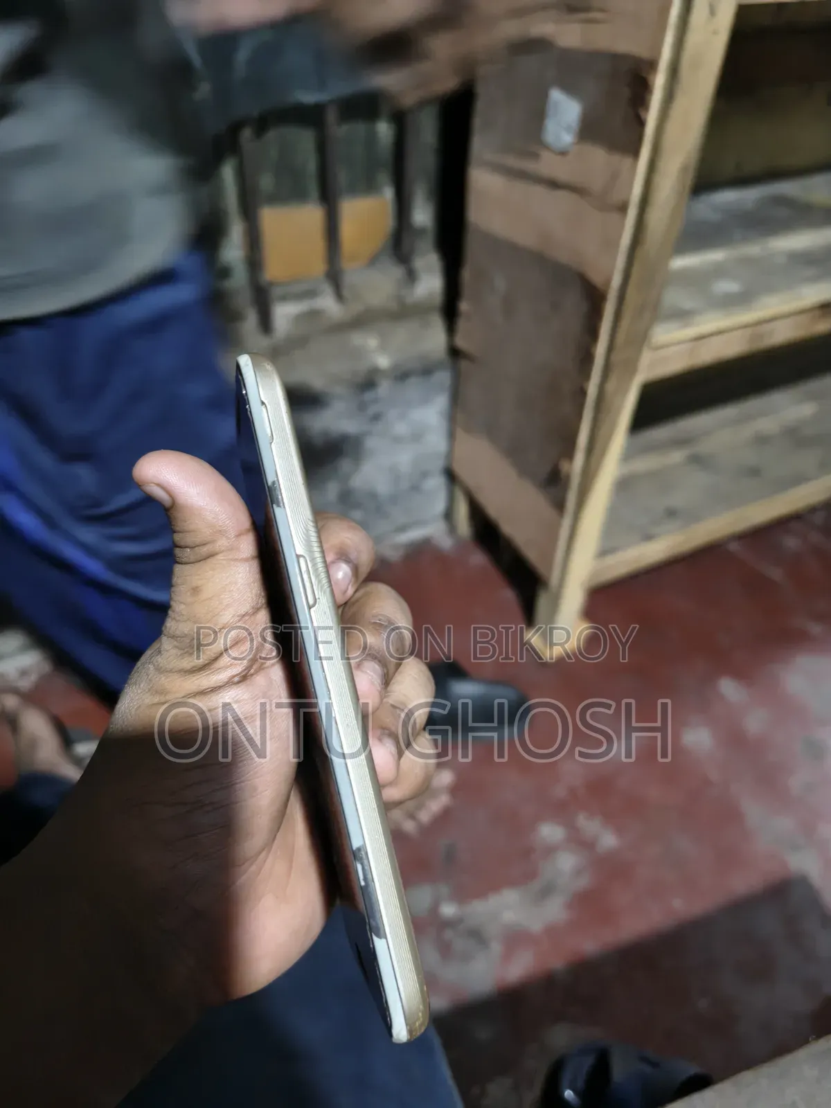 Samsung Galaxy J2 8 GB Rose Gold