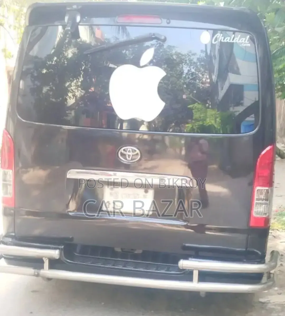 Toyota HiAce 2014 Black