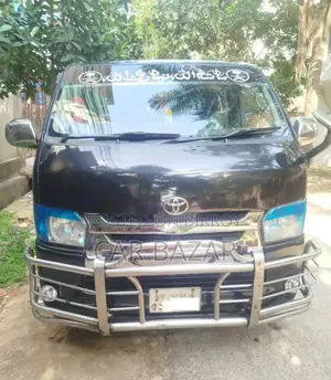 Toyota HiAce 2014 Black