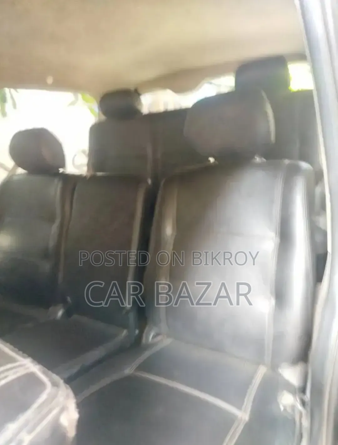 Toyota HiAce 2014 Black