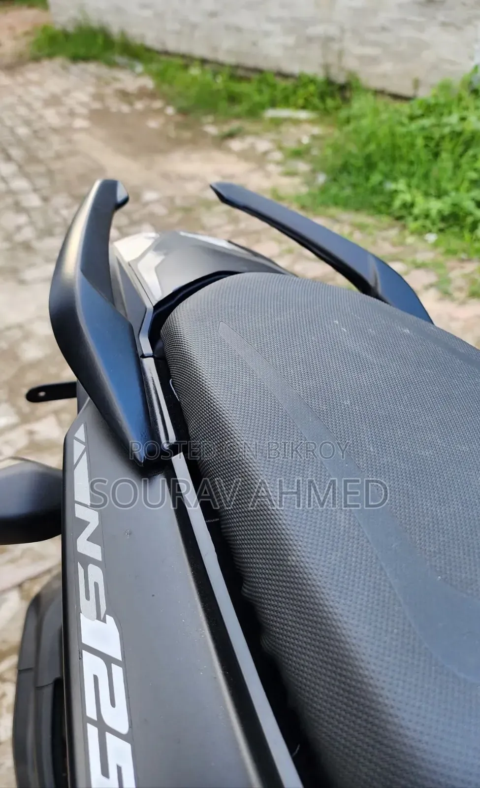 নতুন বাজাজ পালসার এনএস১২৫ ২০২৫ গ্রে