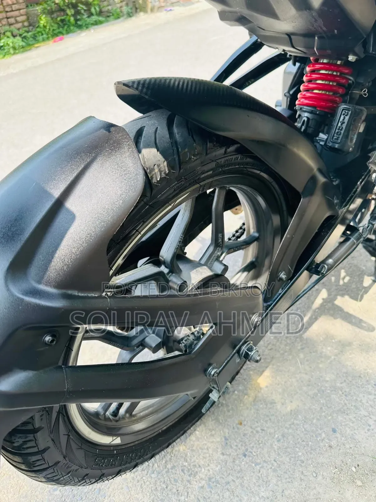 নতুন বাজাজ পালসার এনএস১২৫ ২০২৫ গ্রে